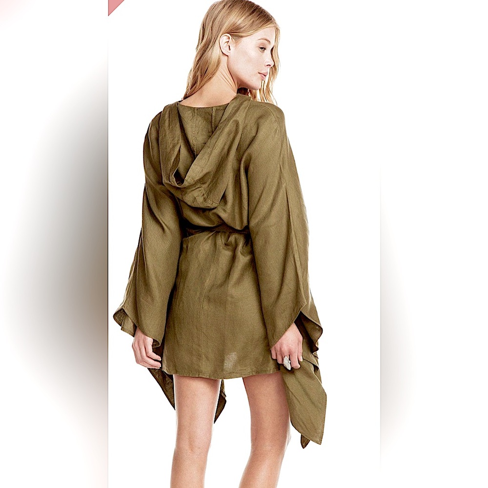 Chaser Beachy Linen Lace Up Dolman Hooded Tunic in Olive Green Size Medium NWT
